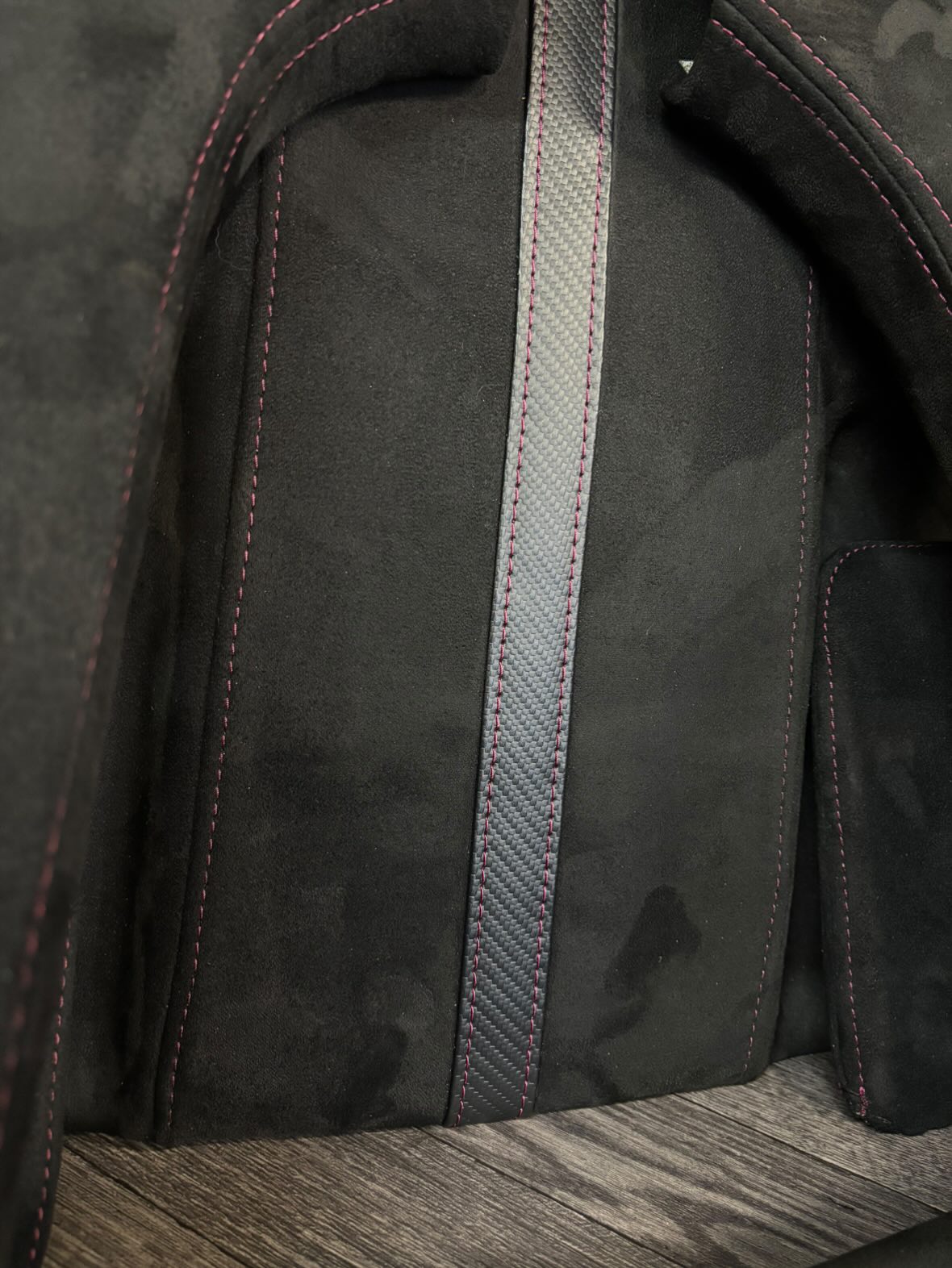 Volkswagen Caddy MK3/4 WERKS KIT Black Milano Suede/Blackberry Stitch/Carbon