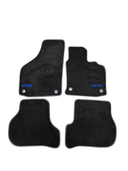 Volkswagen Golf MK5 R32